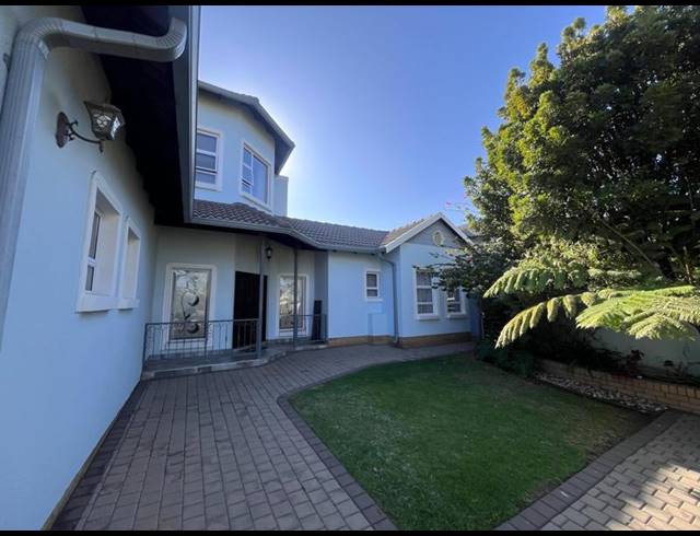 4 BEDROOM HOUSE FOR SALE IN MIDLANDS ESTATE